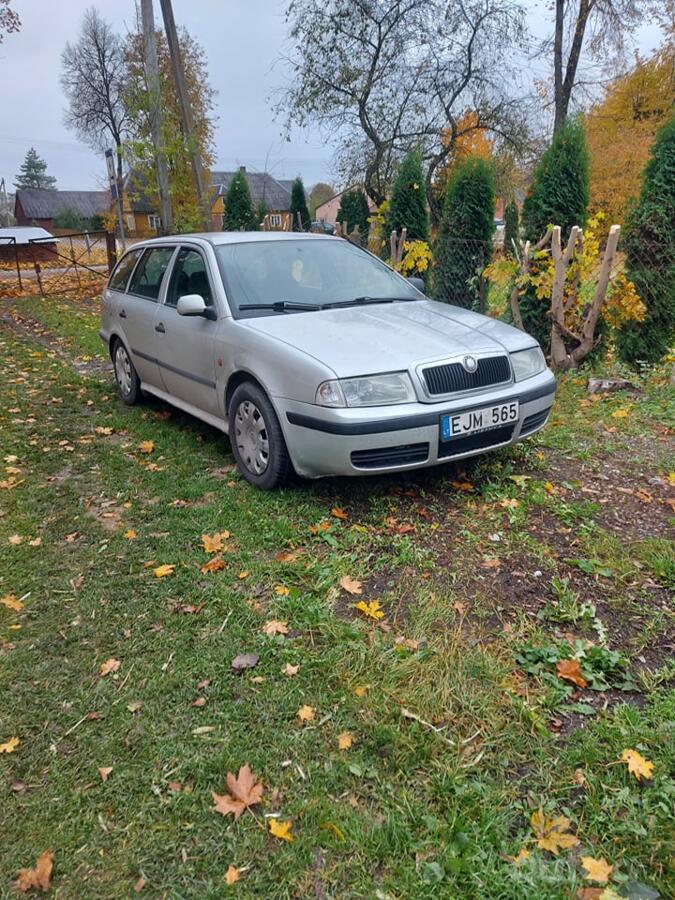 Skoda Octavia 1 generation Combi wagon 5-doors