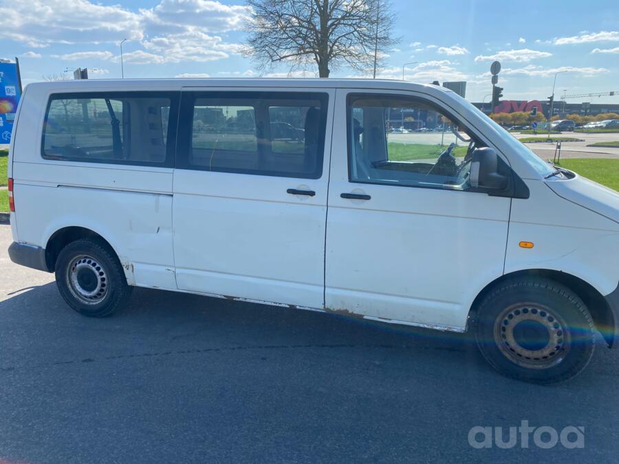 Volkswagen Transporter T5 Minivan 4-doors