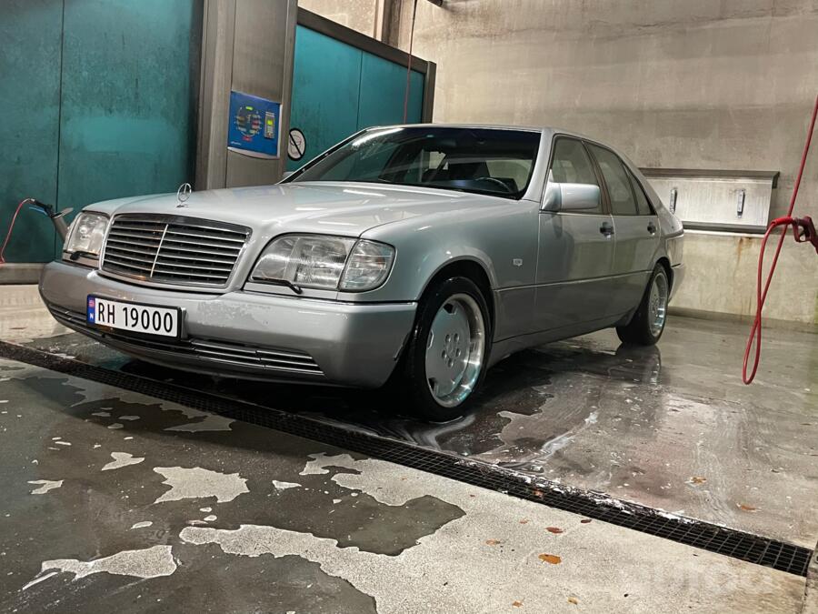 Mercedes-Benz S-Class W140 Sedan