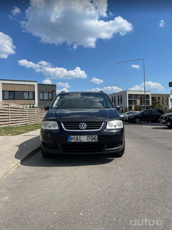 Volkswagen Touran 1 generation Minivan