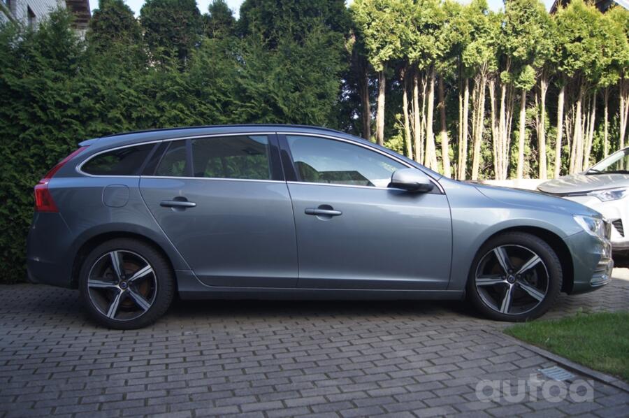 Volvo V60 1 generation [restyling] wagon 5-doors