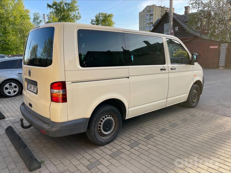 Volkswagen Transporter T5 Minivan 4-doors