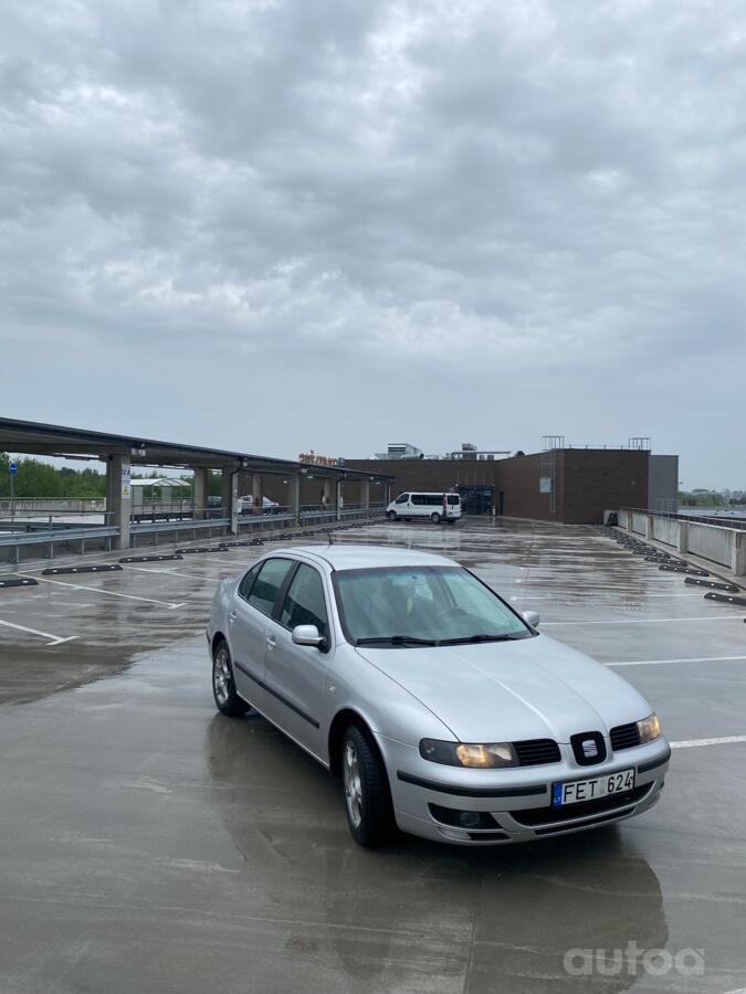 SEAT Toledo 2 generation Sedan