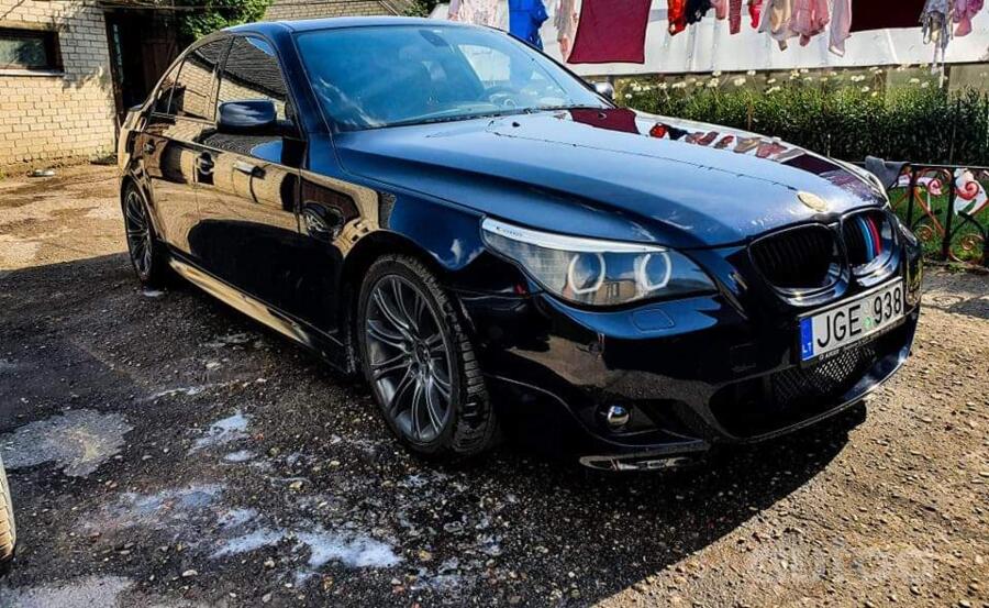 BMW 5 Series E60/E61 Sedan