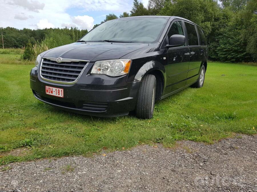 Chrysler Voyager 5 generation Grand minivan