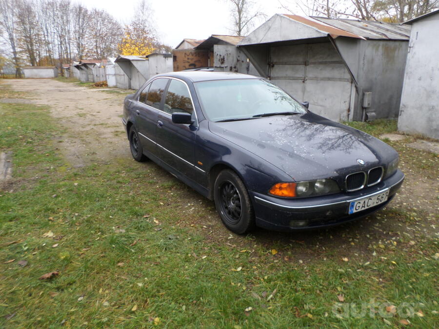 BMW 5 Series E39 Sedan 4-doors