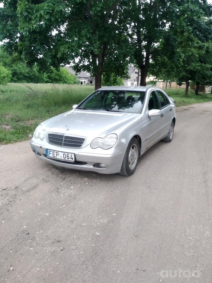 Mercedes-Benz C-Class W203/S203/CL203 Sedan