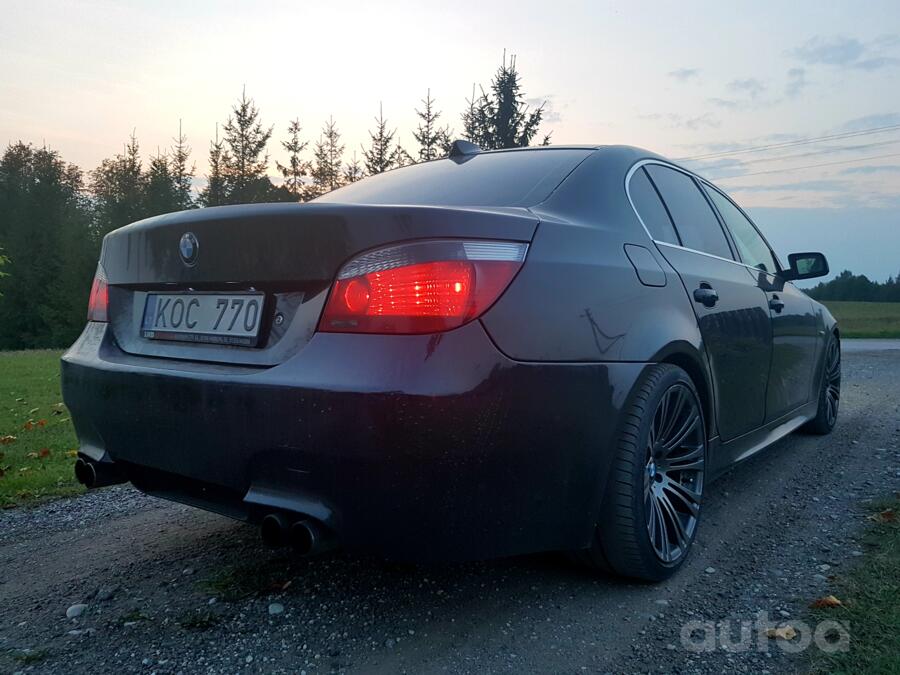 BMW 5 Series E60/E61 Sedan