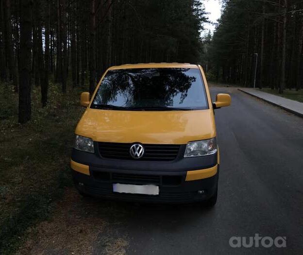 Volkswagen Transporter T5 Minivan 4-doors