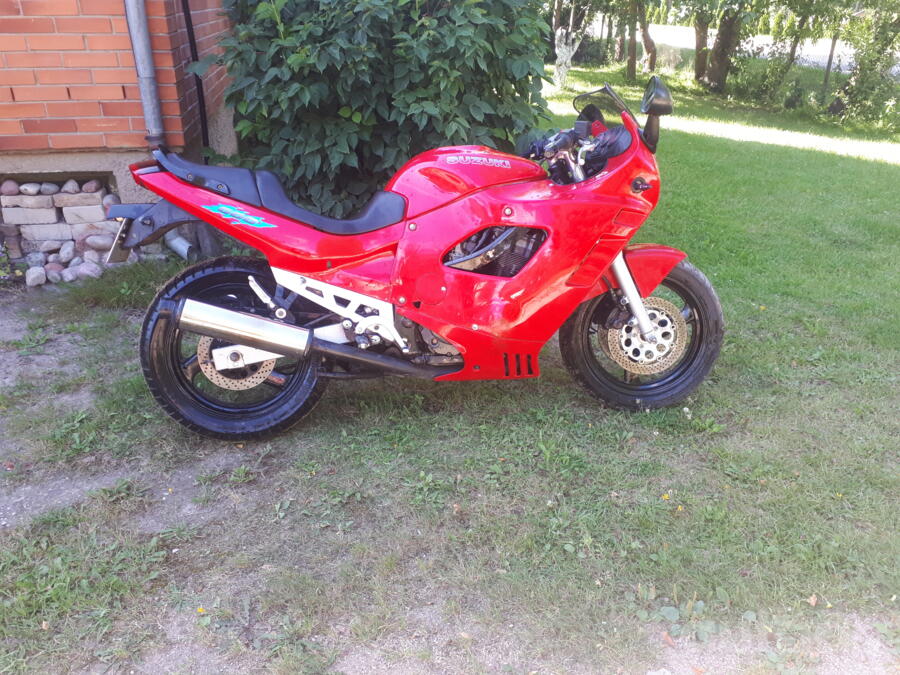 Suzuki GSX