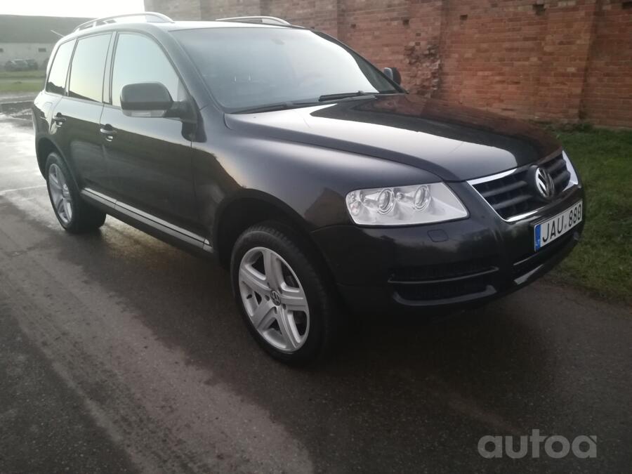 Volkswagen Touareg 1 generation Crossover