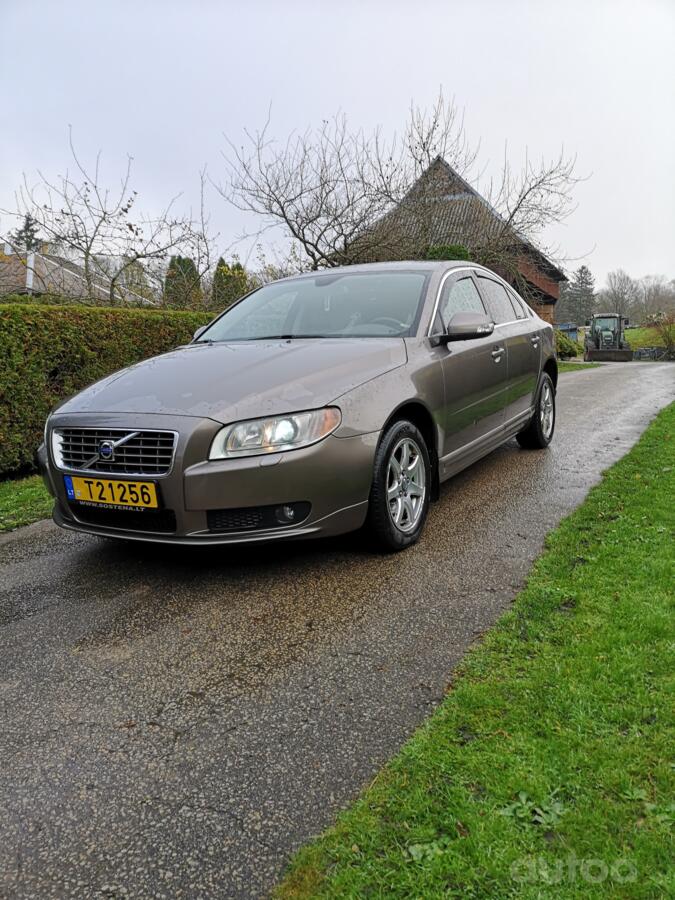 Volvo S80 2 generation Sedan