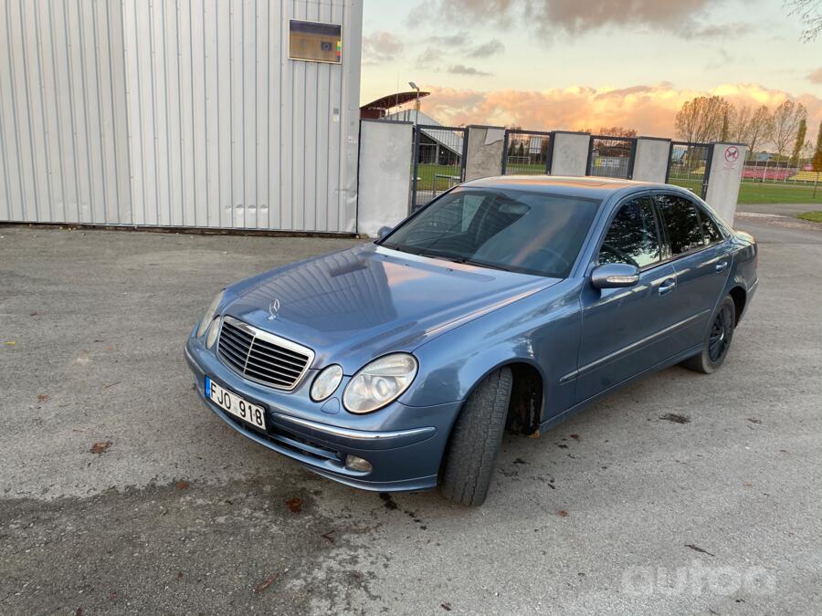 Mercedes-Benz E-Class W211 Sedan