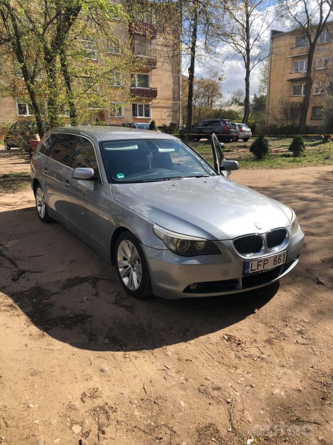 BMW 5 Series E60/E61 Touring wagon