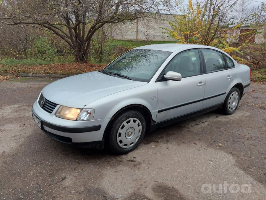 Volkswagen Passat B5 Sedan 4-doors