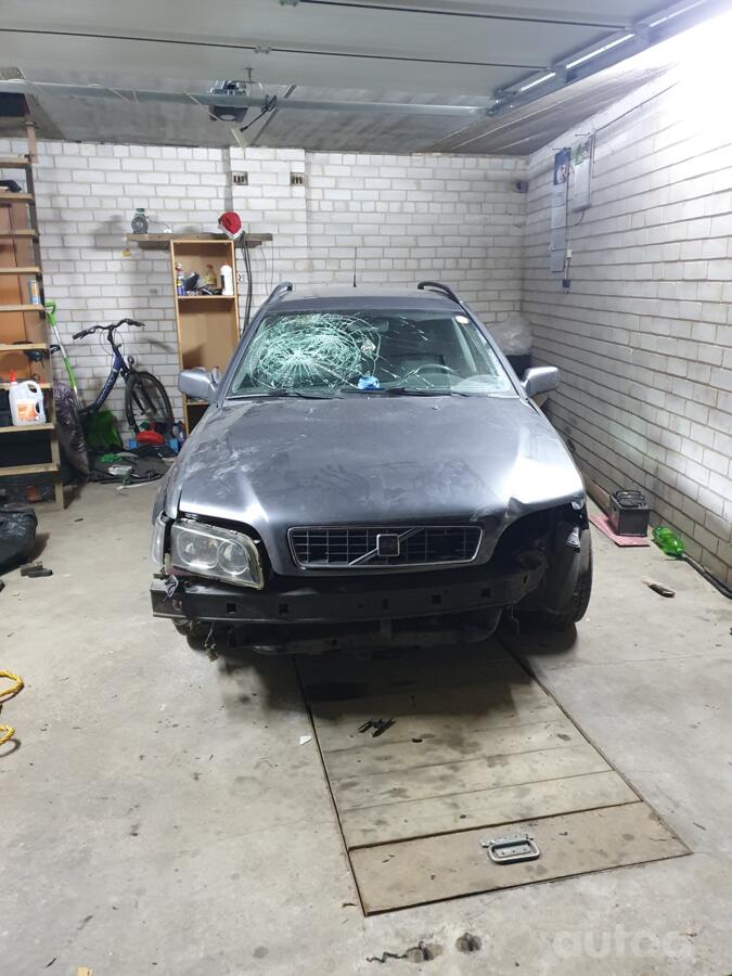 Volvo V40 1 generation [2th restyling] wagon