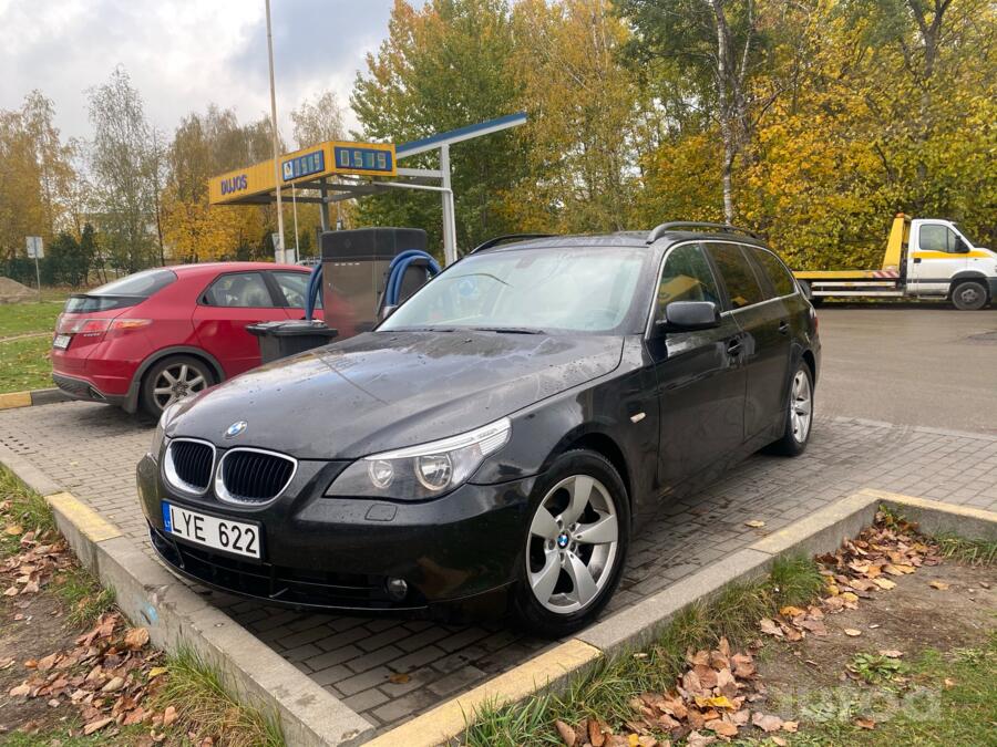 BMW 5 Series E60/E61 Touring wagon