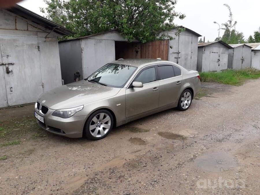 BMW 5 Series E60/E61 Sedan