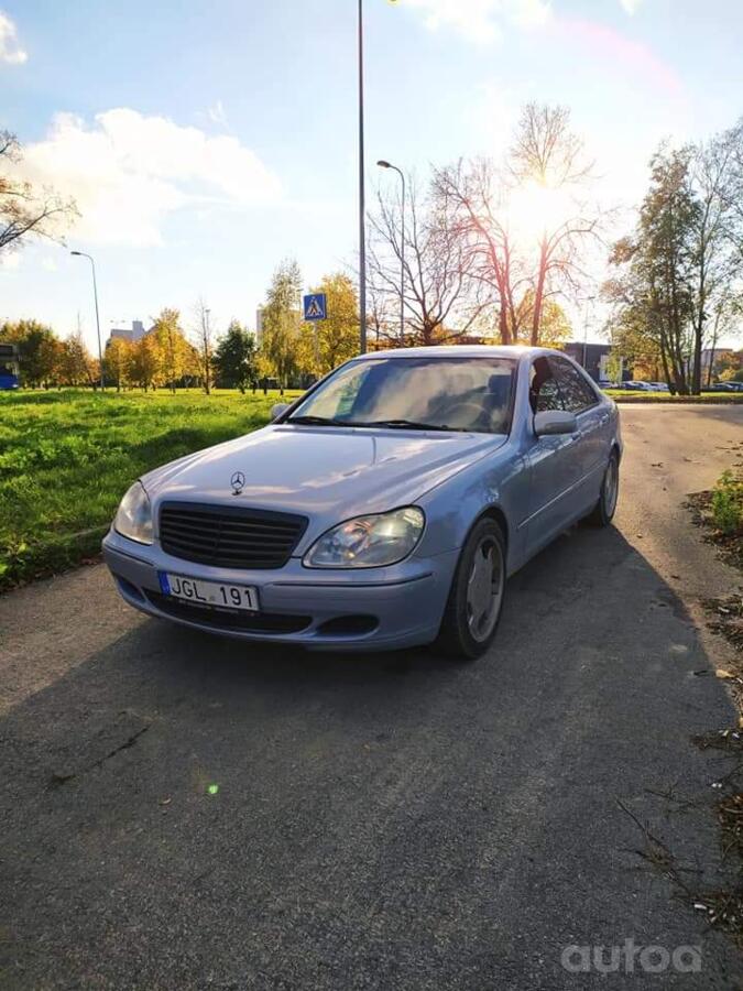 Mercedes-Benz S-Class W220 Limousine Pullman