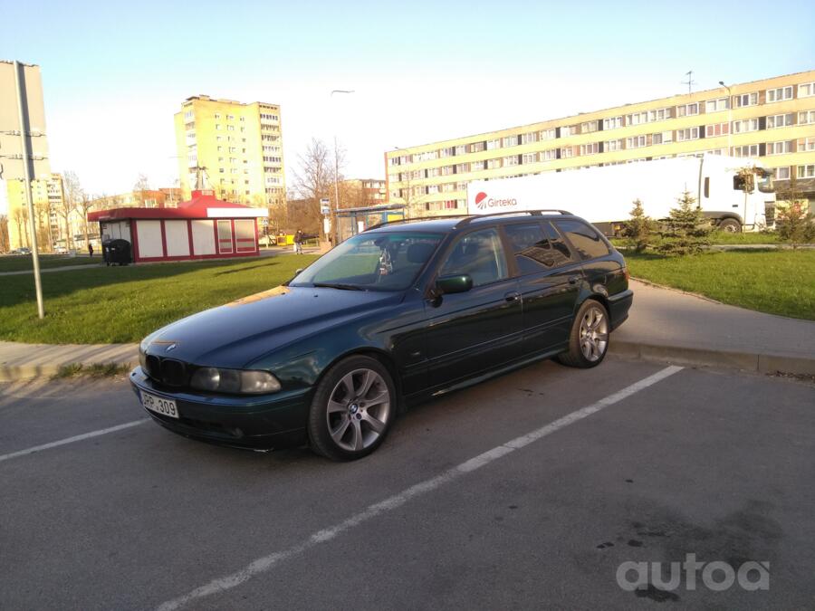 BMW 5 Series E39 Touring wagon
