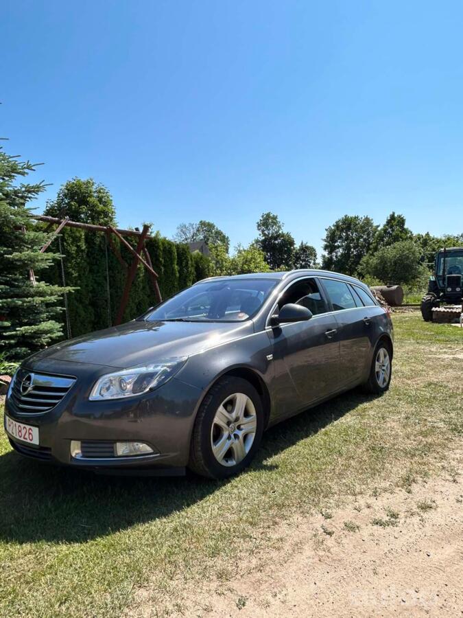 Opel Insignia A Sports Tourer wagon 5-doors
