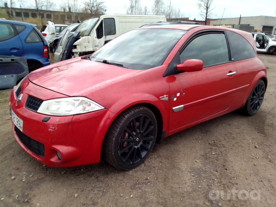 Renault Megane RS 2 generation