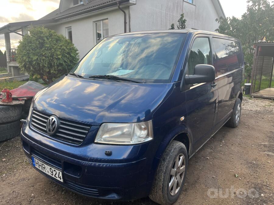 Volkswagen Transporter T5 Minivan 4-doors