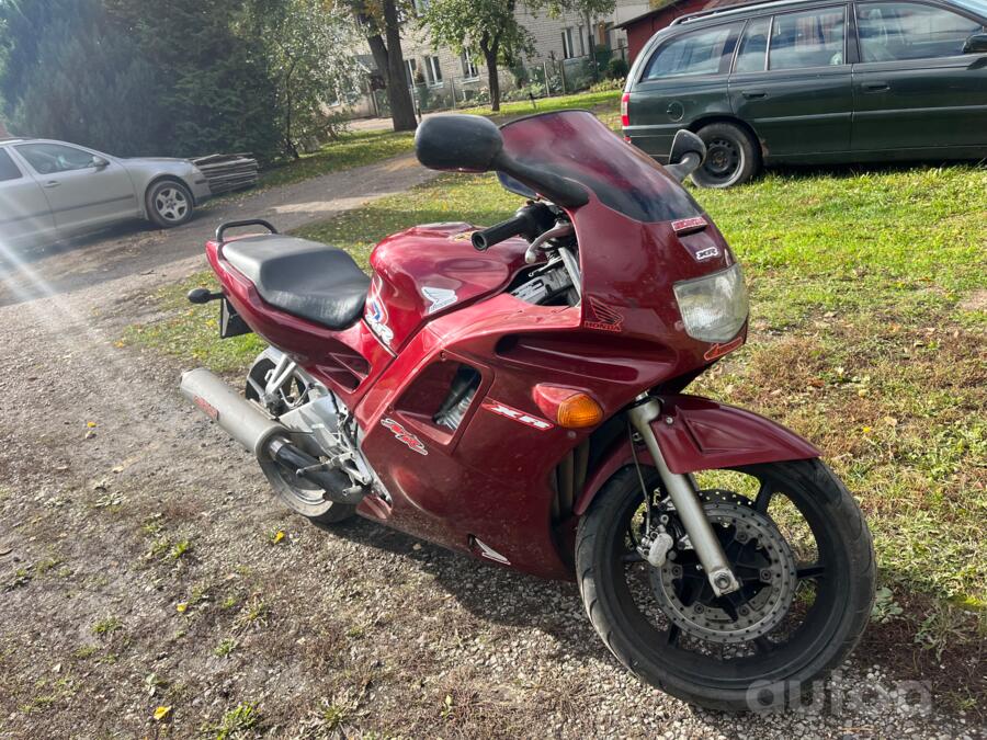 Honda CBR