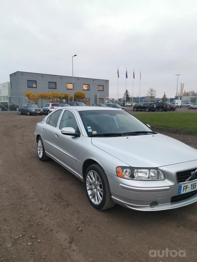 Volvo S60 1 generation [restyling] Sedan