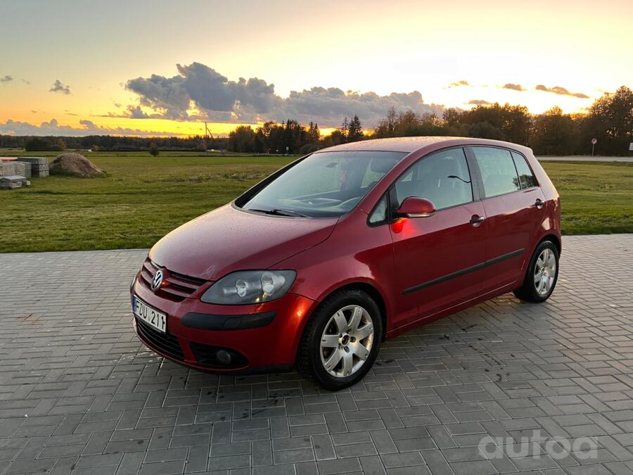 Volkswagen Golf Plus 1 generation