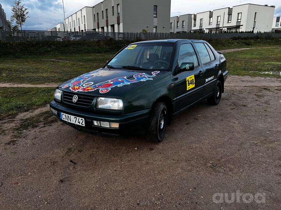 Volkswagen Vento 1 generation Sedan