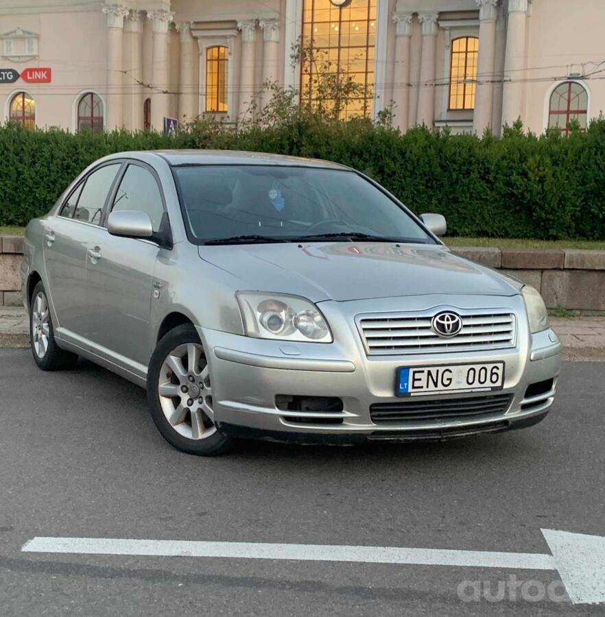 Toyota Avensis 2 generation Sedan