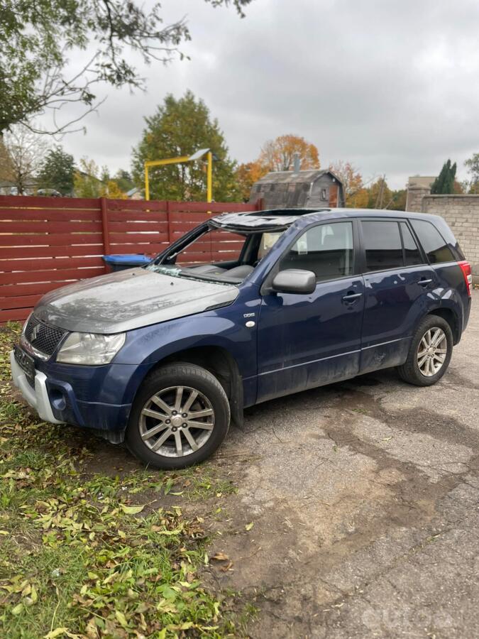 Suzuki Grand Vitara 3 generation [restyling]