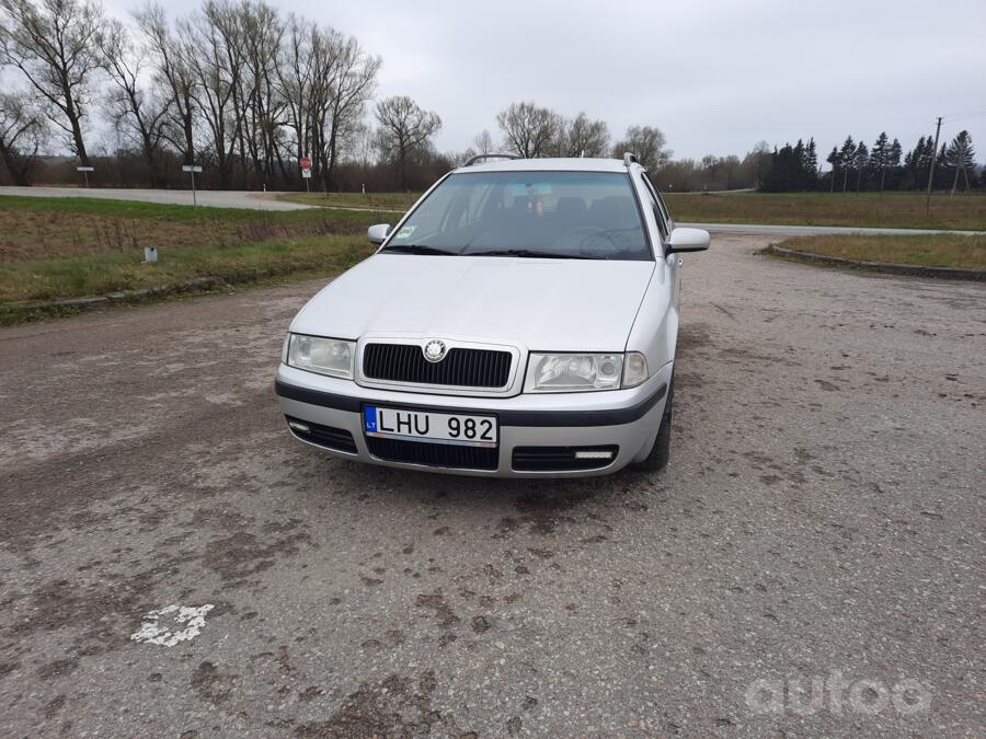 Skoda Octavia 1 generation [restyling] Combi wagon 5-doors