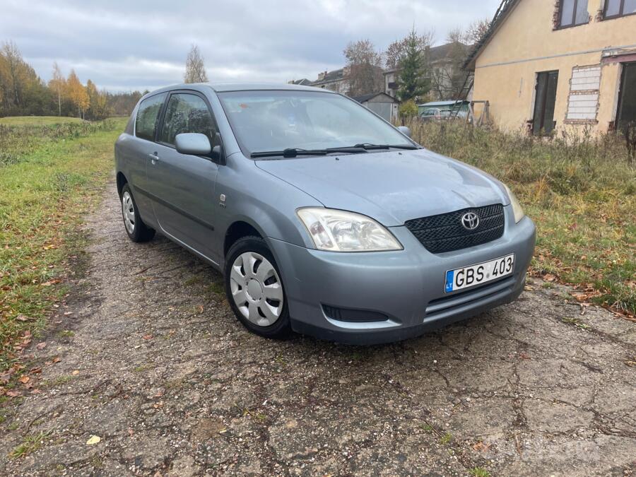 Toyota Corolla E120 Hatchback 3-doors