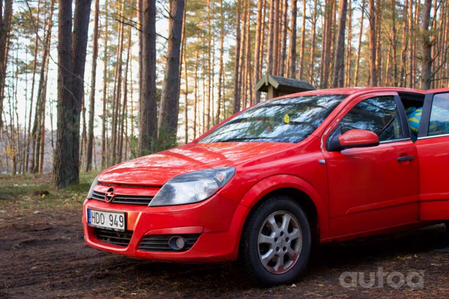 Opel Astra H Hatchback