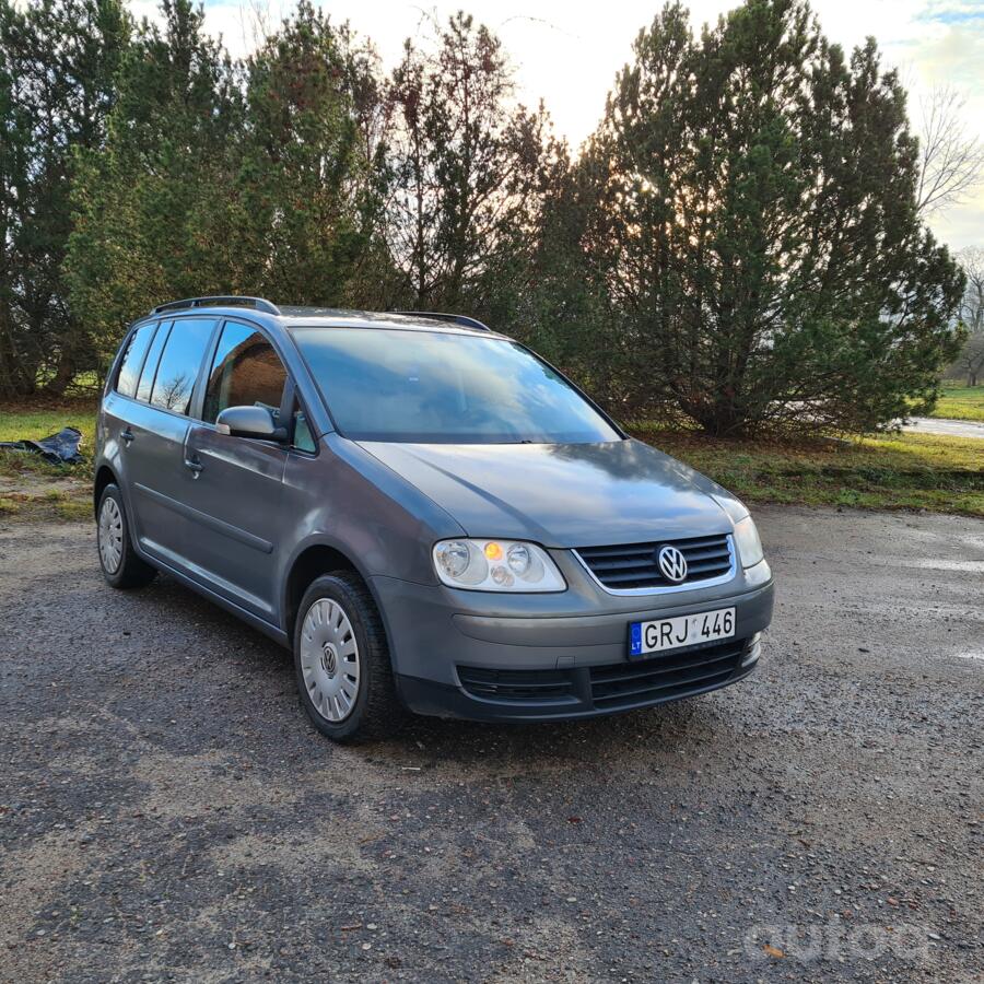 Volkswagen Touran 1 generation Minivan