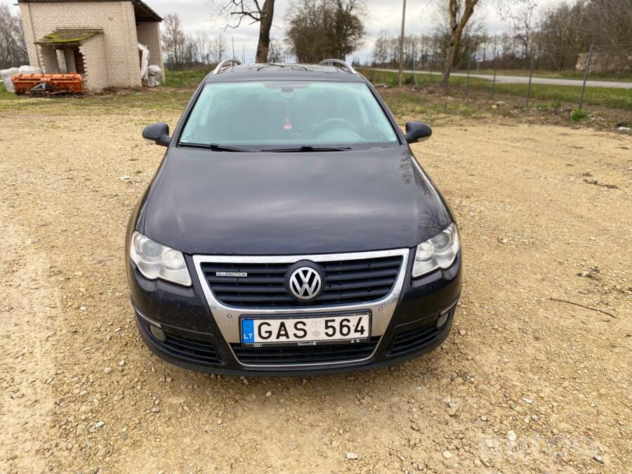 Volkswagen Passat B6 wagon 5-doors