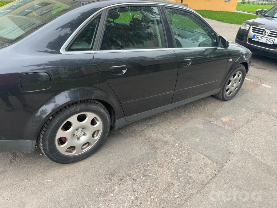 Audi A4 B6 Sedan