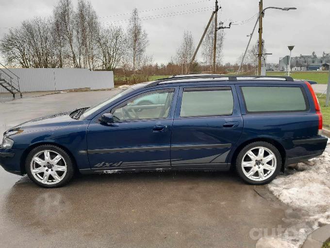 Volvo V70 2 generation R wagon 5-doors