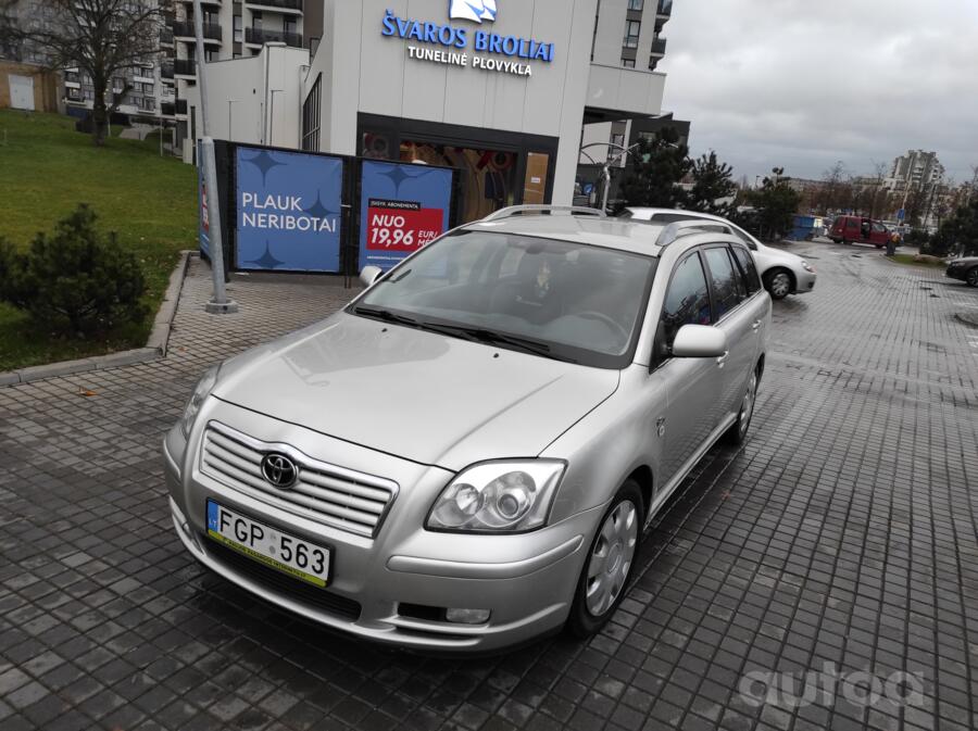 Toyota Avensis 2 generation wagon