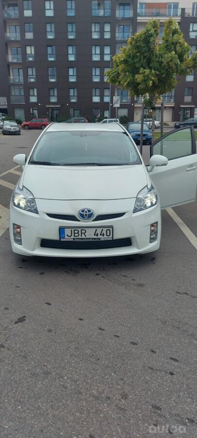 Toyota Prius 3 generation [restyling] Hatchback