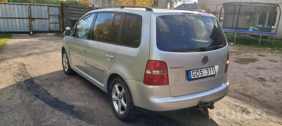 Volkswagen Touran 1 generation Minivan