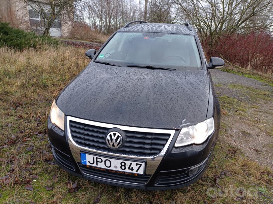 Volkswagen Passat B6 wagon 5-doors