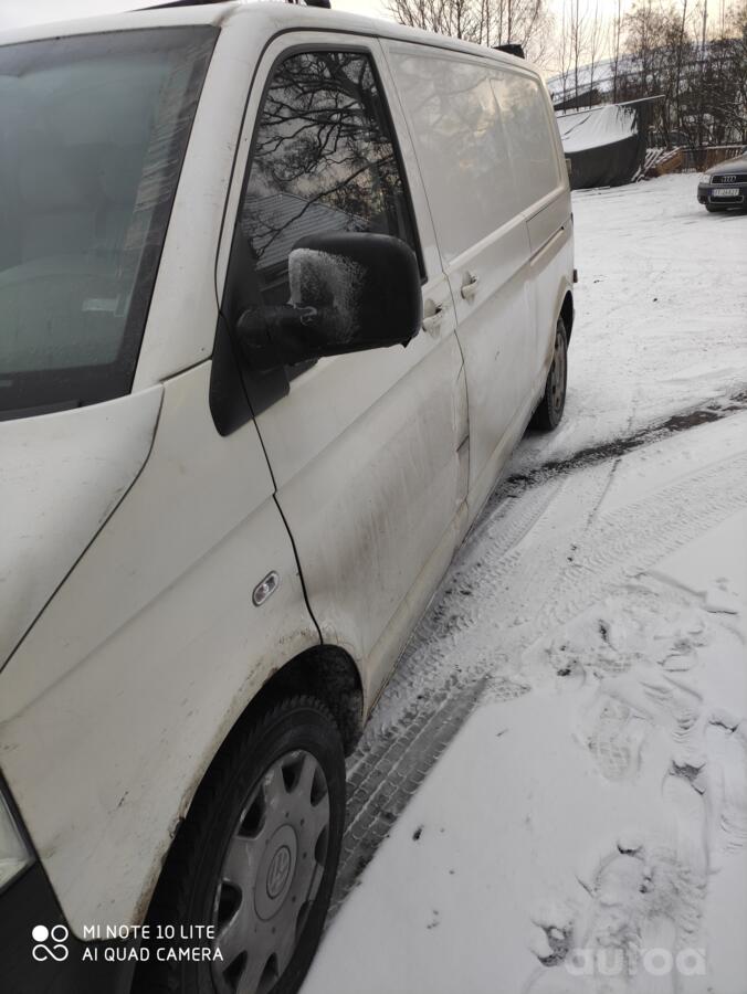 Volkswagen Transporter T5 Minivan 4-doors