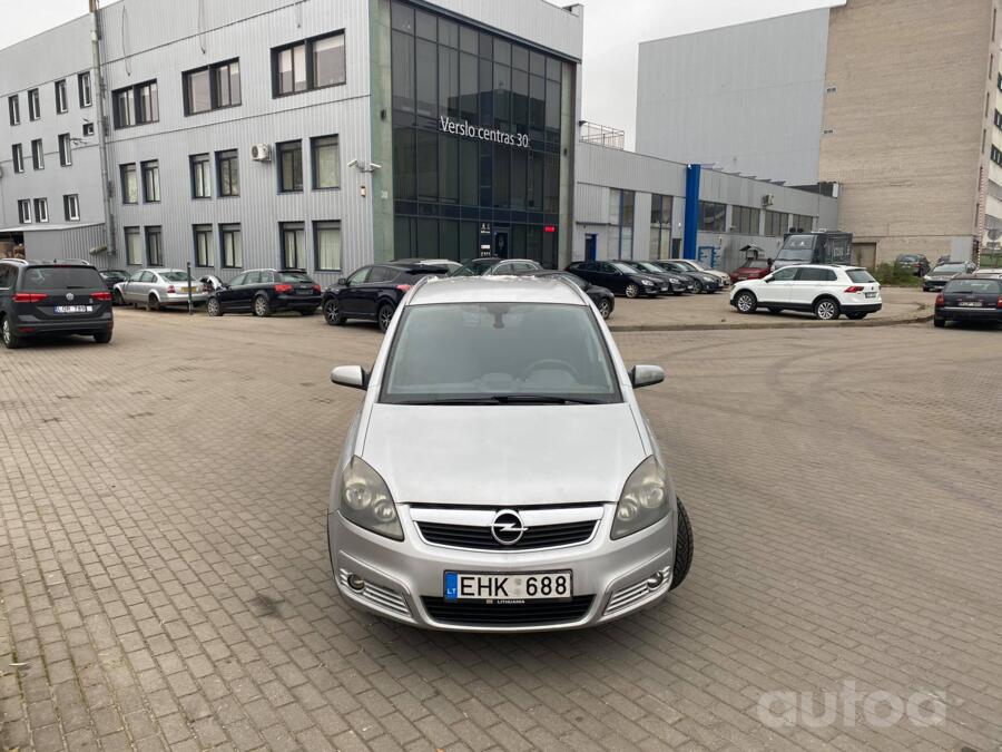 Opel Zafira B Minivan 5-doors