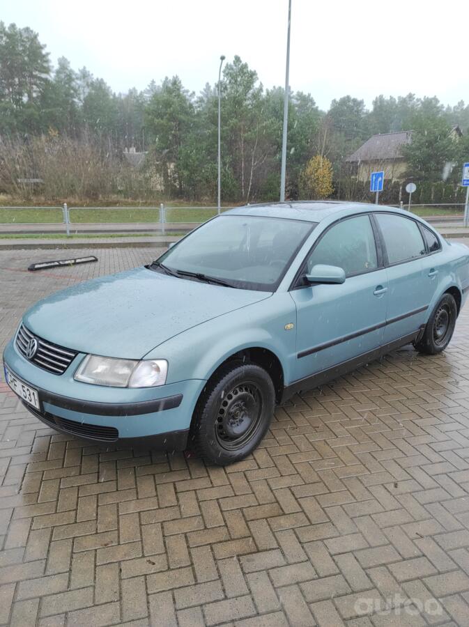 Volkswagen Passat B5 Sedan 4-doors