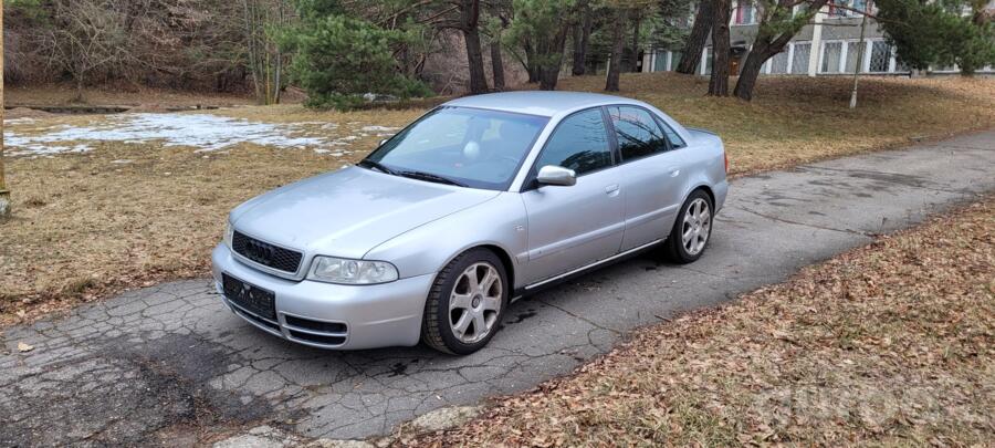 Audi A4 B5 [restyling] Sedan