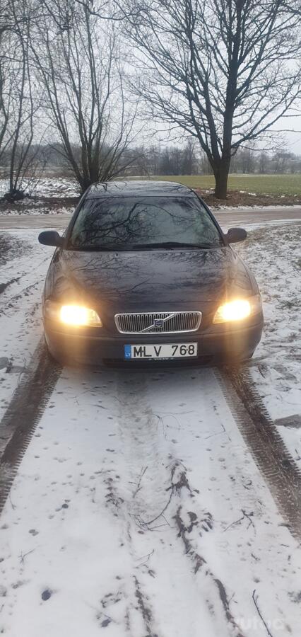 Volvo V70 2 generation wagon