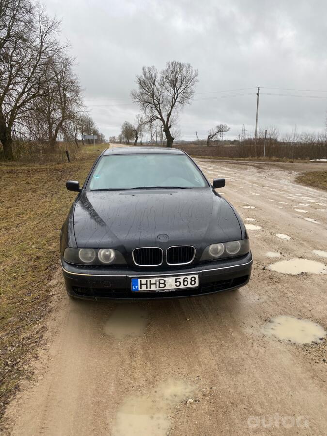BMW 5 Series E39 Sedan 4-doors